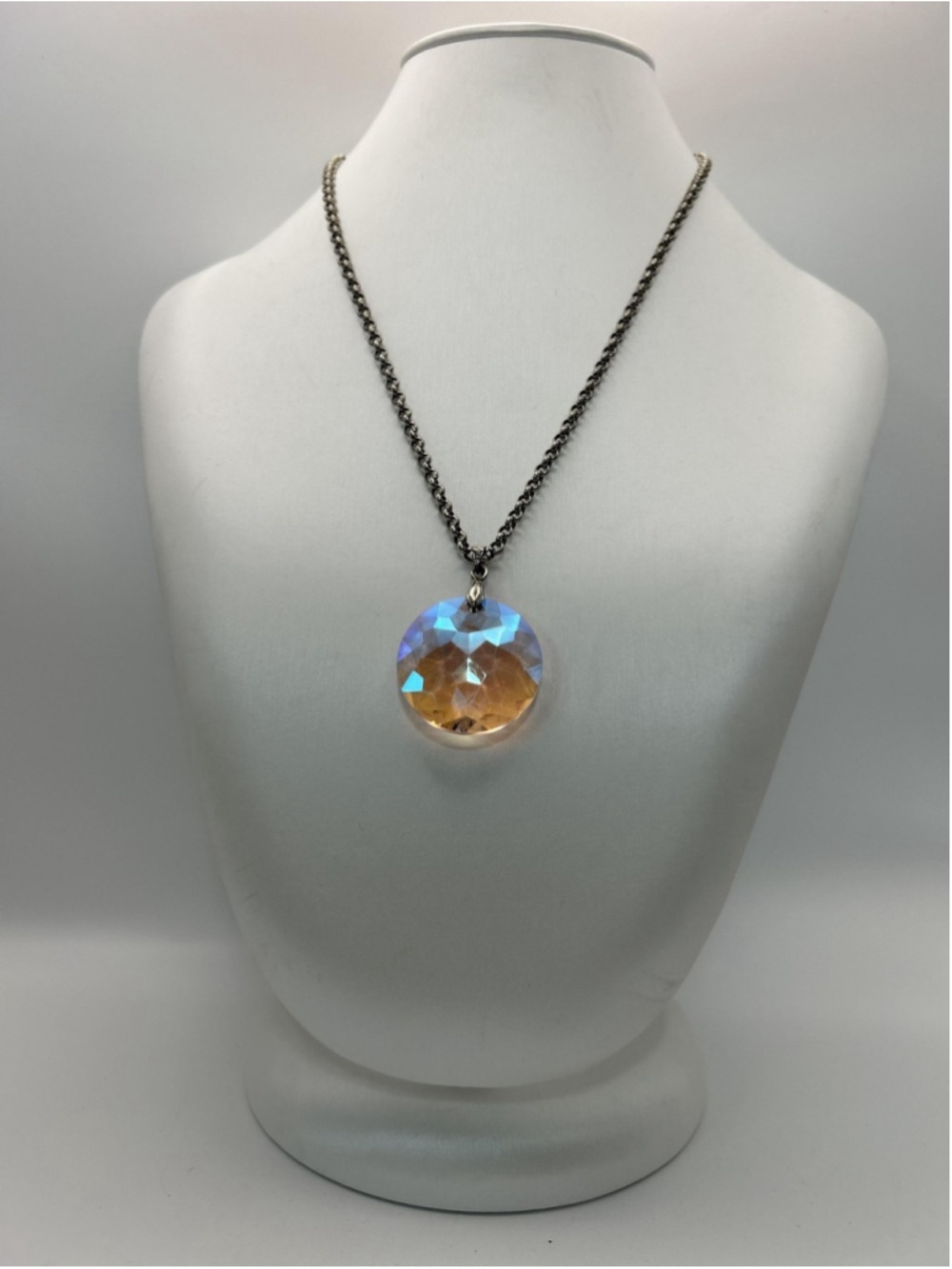 Necklace Silver Tone Round Multicolor Iridescent Pendant Chain Lobster 18 In